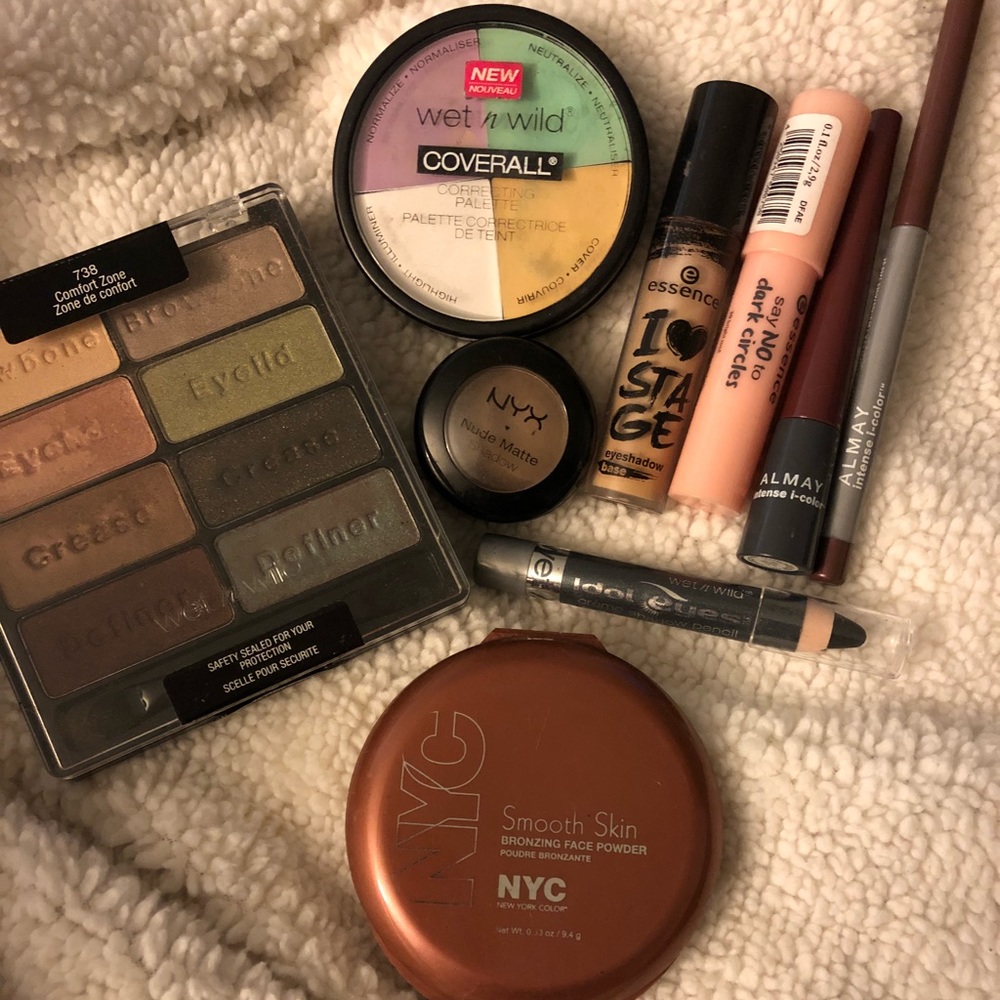 *UPDATED- item added* HUGE CHEAP Drugstore Bundle